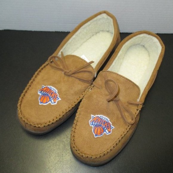 Other - NBA NY Knicks FOCO Men’s Slippers Loafers NIB $18.00Size: 9-10